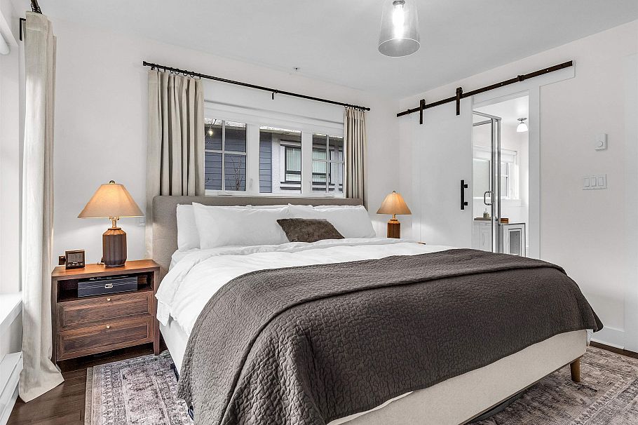 329 E 7th Avenue Vancouver, BC - 12