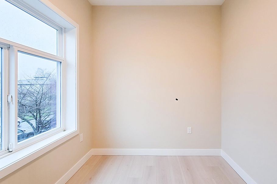 3431 E 23rd Avenue Vancouver, BC - 15