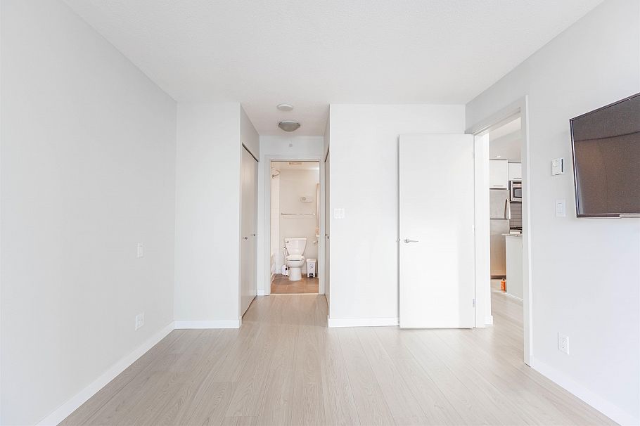 1202 3111 Corvette Way Richmond, BC - 15