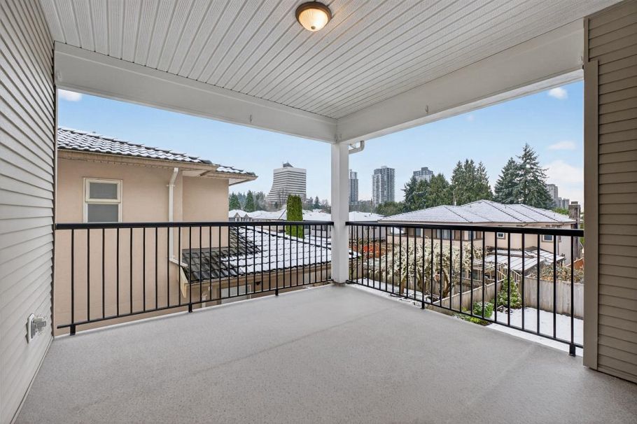 5251 Chesham Avenue Burnaby, BC - 23