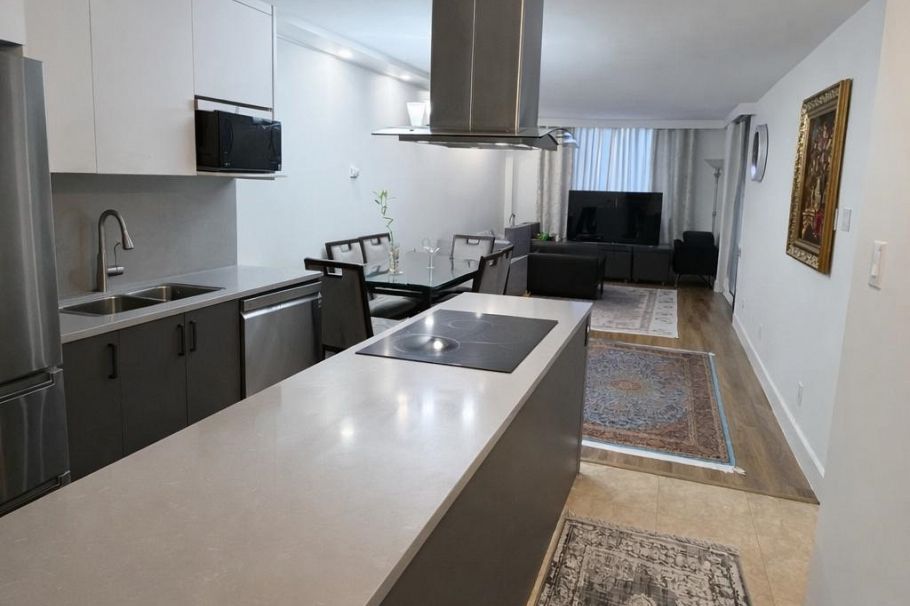 705 2012 Fullerton Avenue North Vancouver, BC - 10