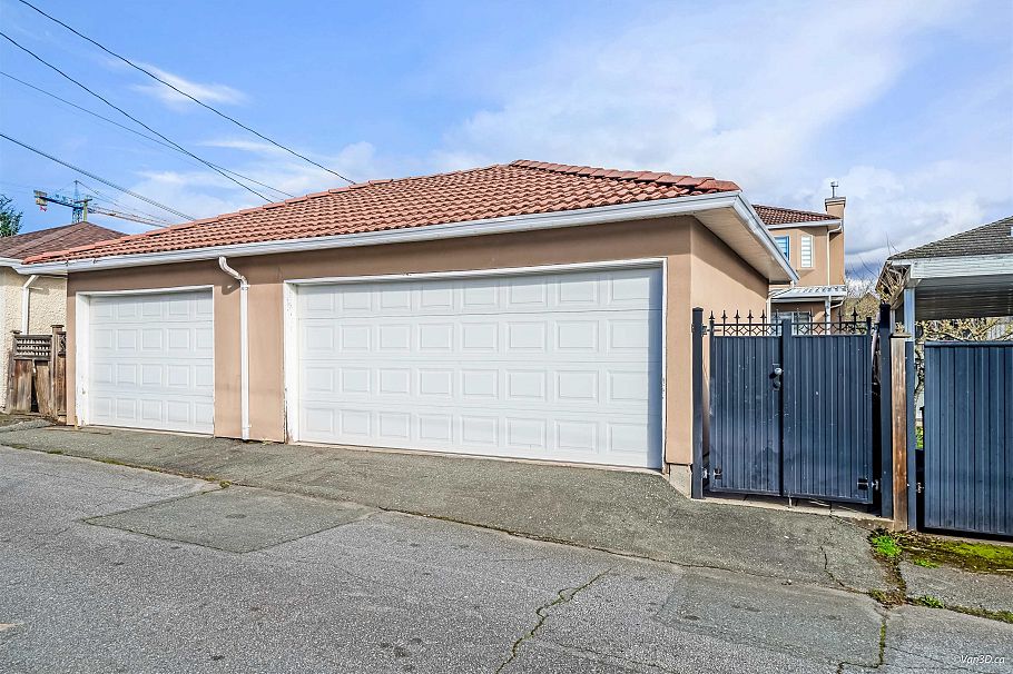 6575 Raleigh Street Vancouver, BC - 35