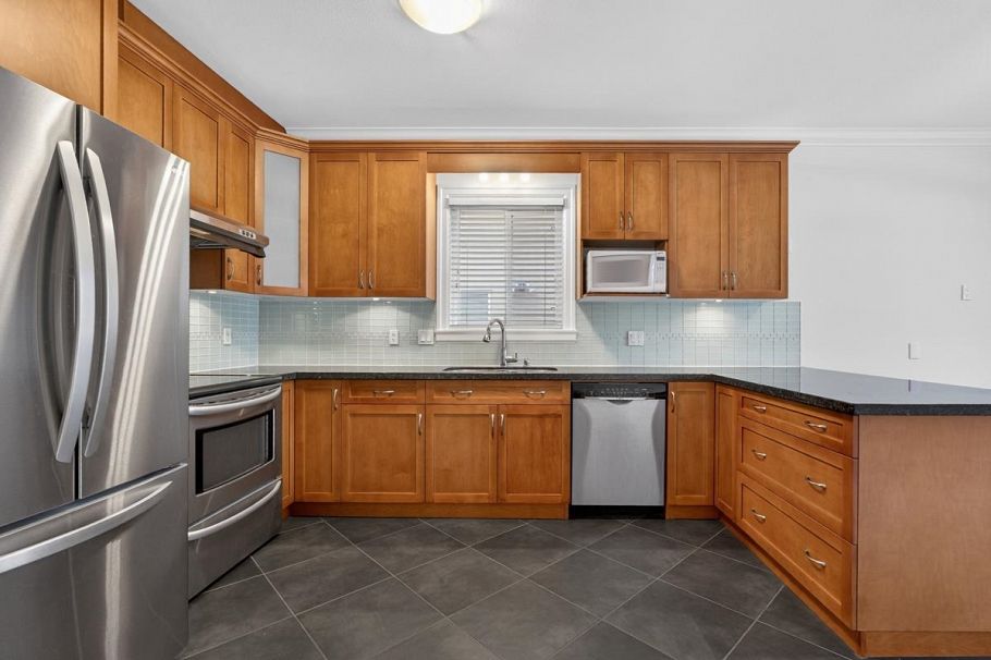 5251 Chesham Avenue Burnaby, BC - 9