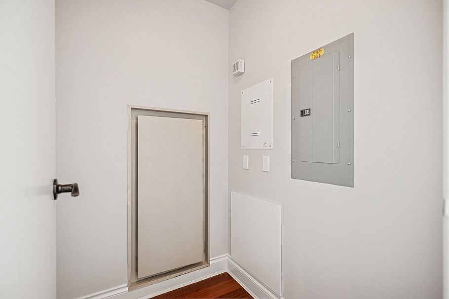 1903 1515 Homer Mews Vancouver, BC - 24