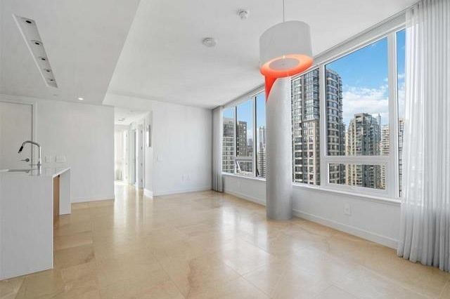 2005 885 Cambie Street Vancouver, BC - 5