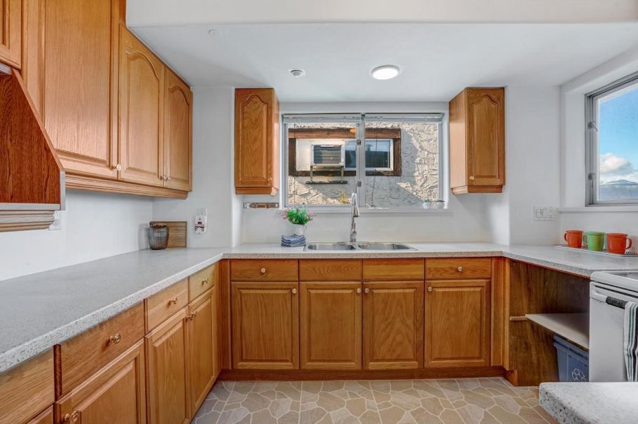 2856 W King Edward Avenue Vancouver, BC - 5