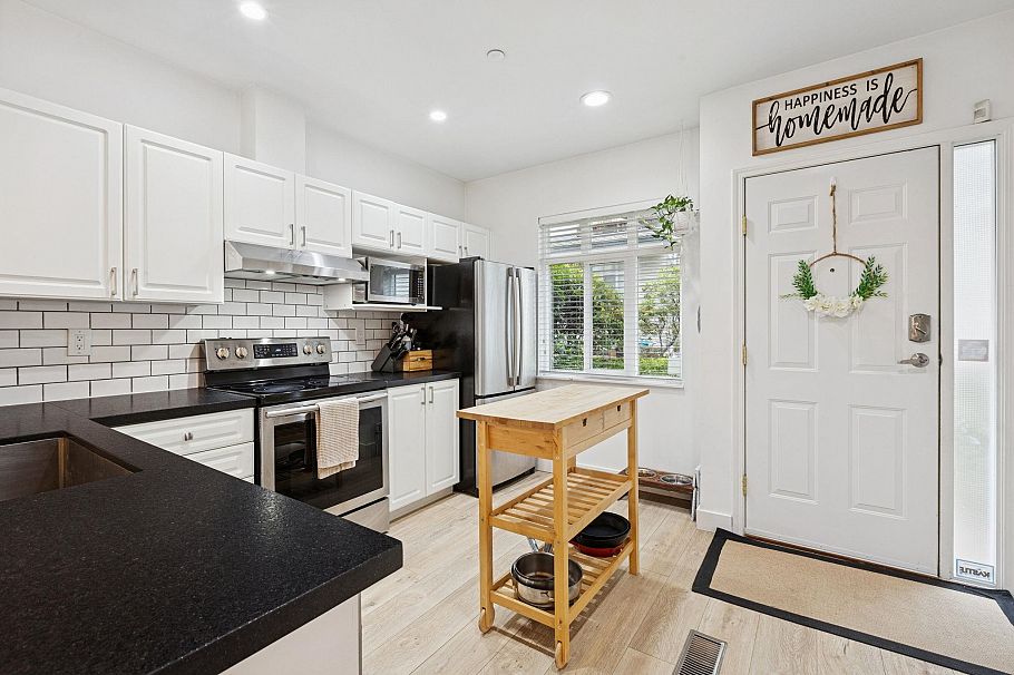 8528 Lighthouse Way Vancouver, BC - 12