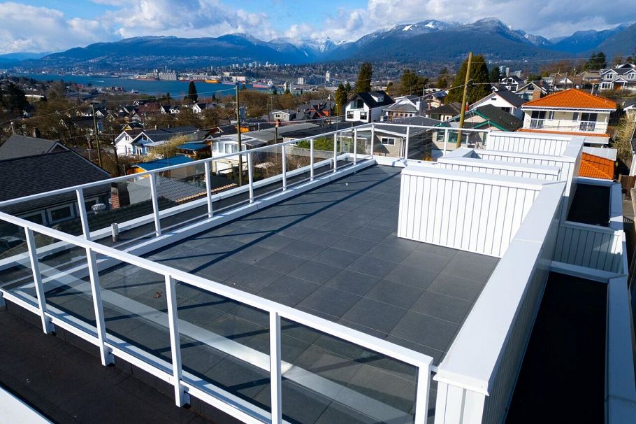 3679 Pandora Street Vancouver, BC - 37