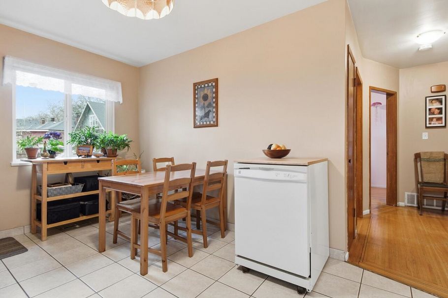 2935 Victoria Drive Vancouver, BC - 11