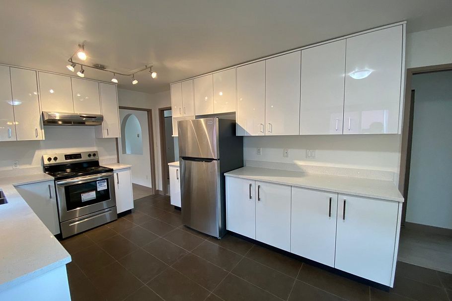 6372 Elgin Street Vancouver, BC - 4