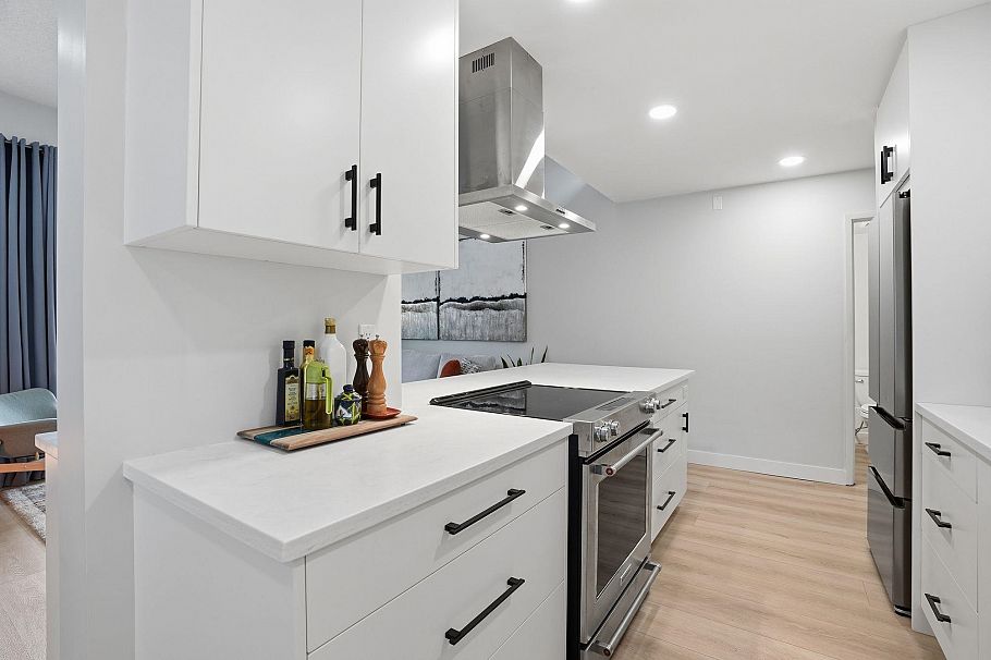 303 1516 Charles Street Vancouver, BC - 19