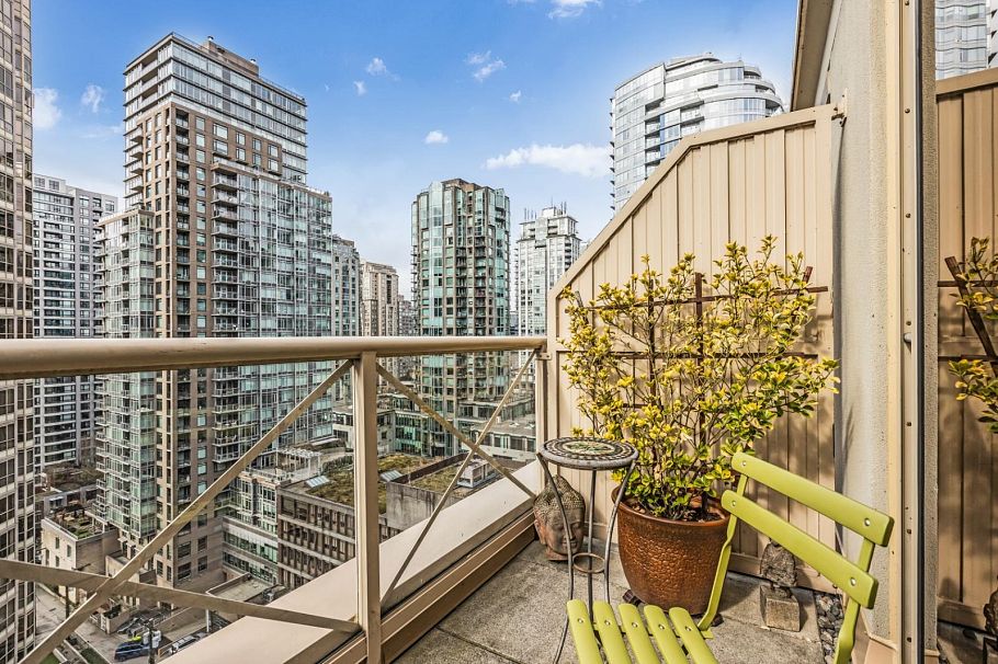 1404 819 Hamilton Street Vancouver, BC - 13