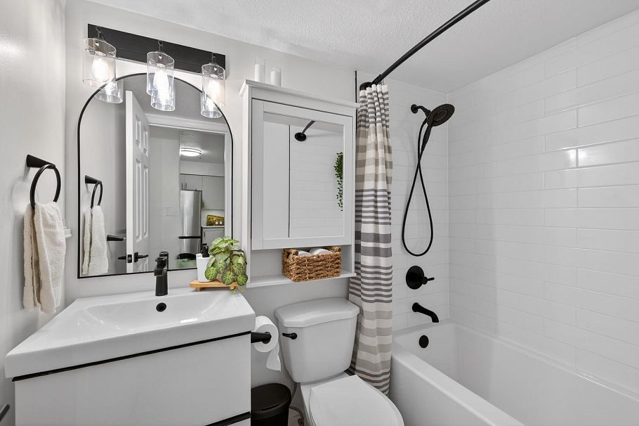 101 1689 E 4th Avenue Vancouver, BC - 28