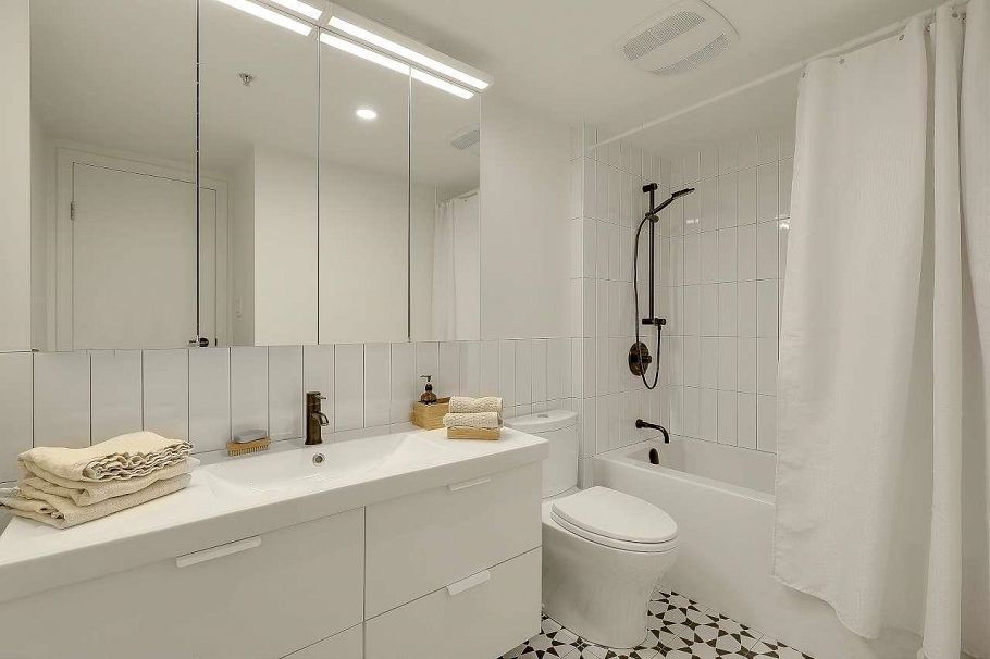 305 4868 Fraser Street Vancouver, BC - 23