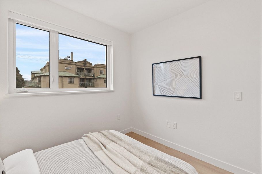 2 4963 Chester Street Vancouver, BC - 22