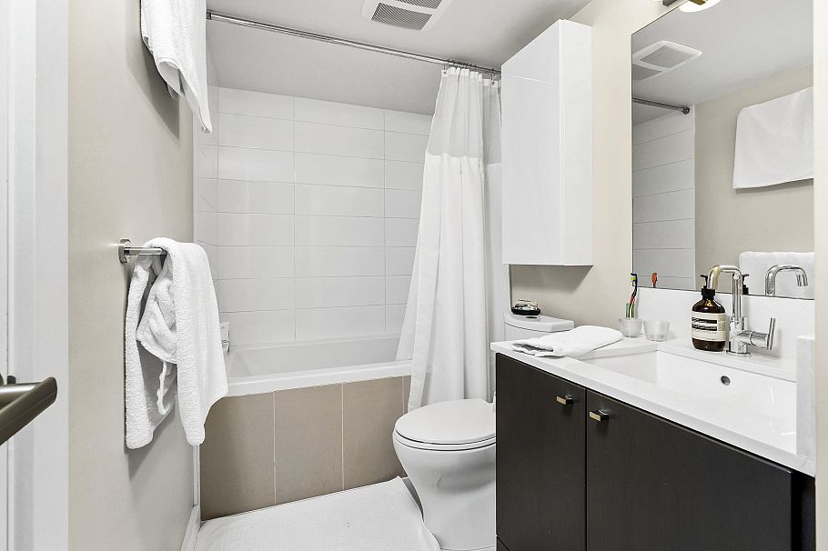 311 1618 Quebec Street Vancouver, BC - 17