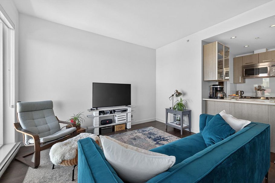 PH9 983 E Hastings Street Vancouver, BC - 4