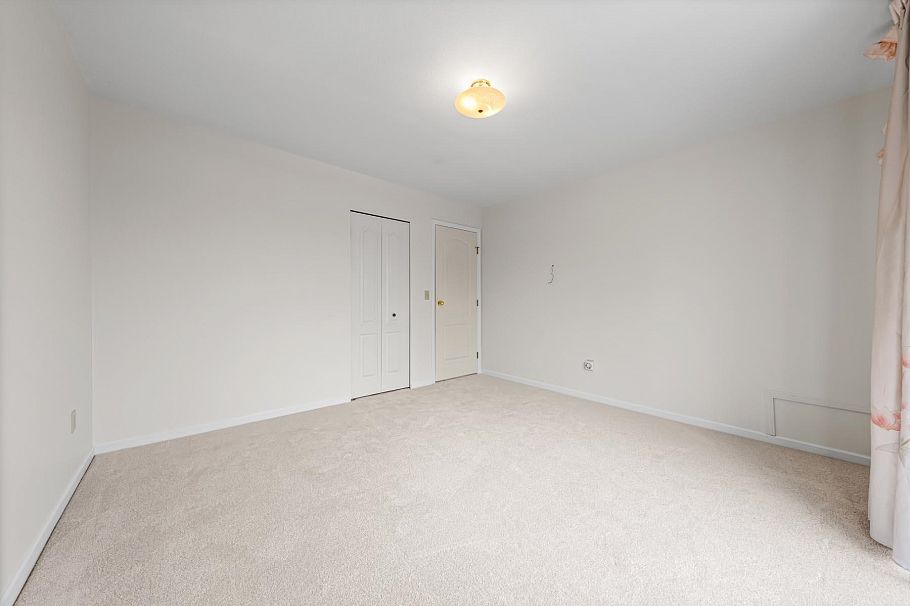 2291 E 40th Avenue Vancouver, BC - 30