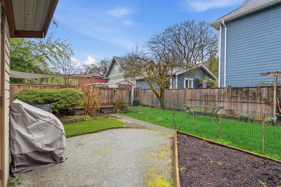 2935 Victoria Drive Vancouver, BC - 15