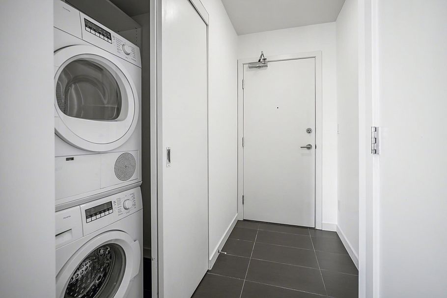 305 1775 Quebec Street Vancouver, BC - 25