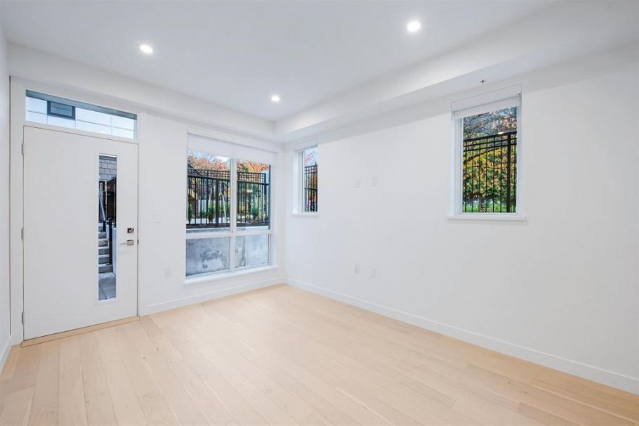 871 33 Avenue Vancouver, BC - 15