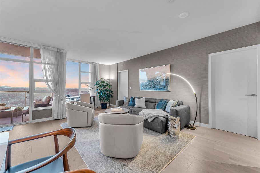 5205 1289 Hornby Street Vancouver, BC - 10