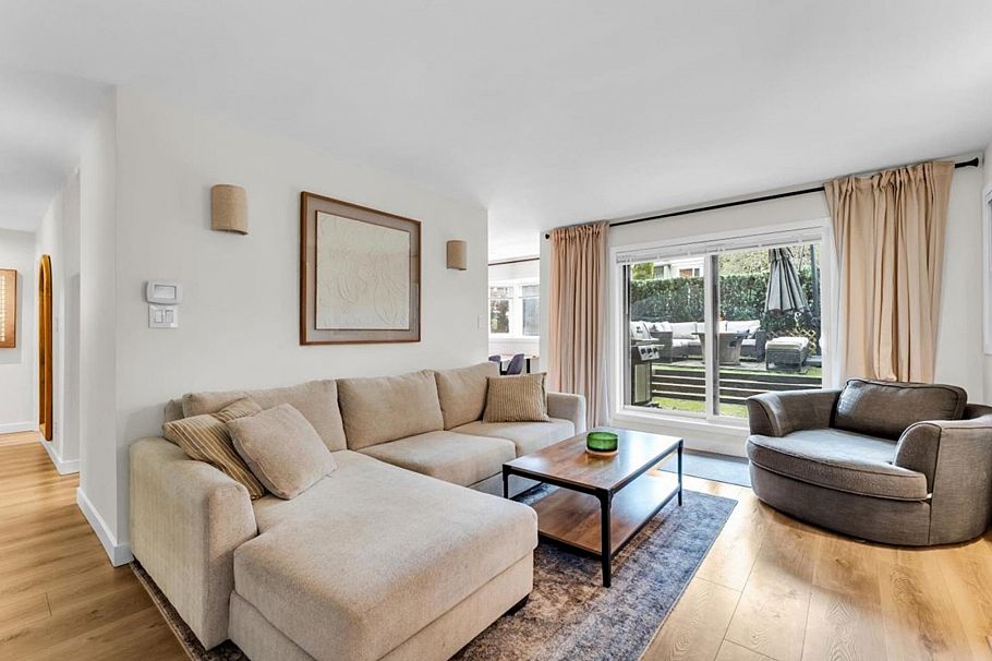 102 1935 W 1st Avenue Vancouver, BC - 1