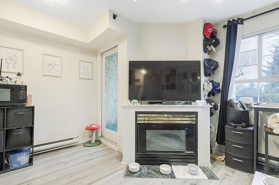 203 1520 Cotton Drive Vancouver, BC - 4