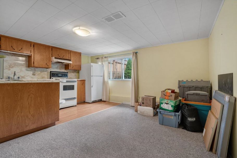 7405 West Boulevard Vancouver, BC - 8