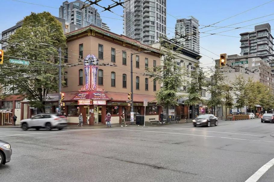 401 1238 Burrard Street Vancouver, BC - 18