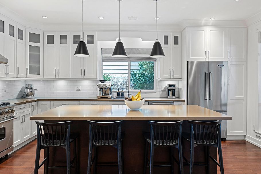 3360 Baird Road North Vancouver, BC - 10