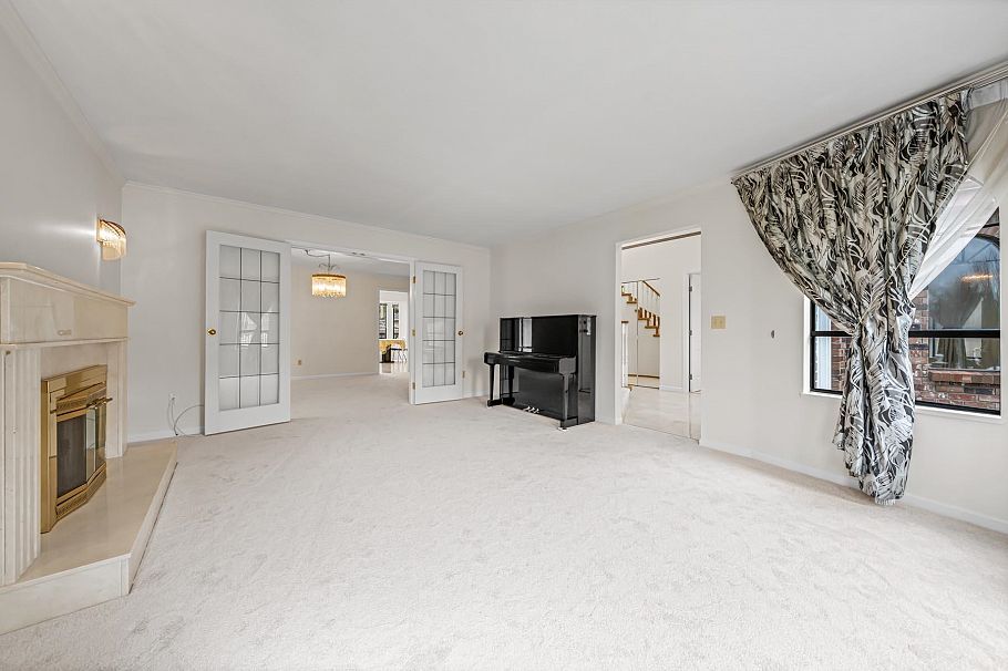 2291 E 40th Avenue Vancouver, BC - 6