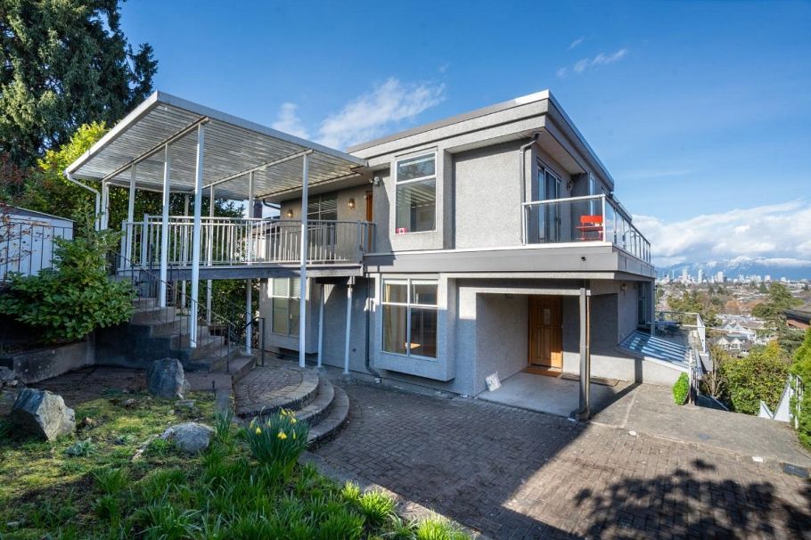 2856 W King Edward Avenue Vancouver, BC - 37