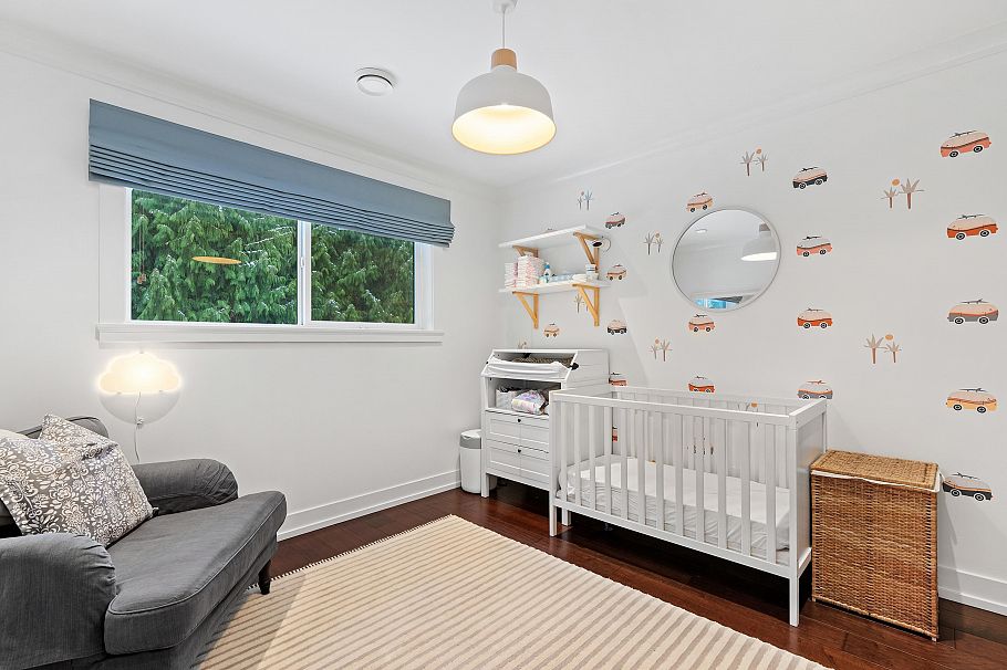 3360 Baird Road North Vancouver, BC - 25