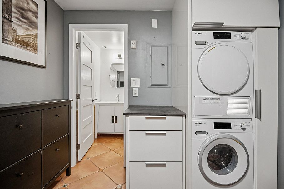 211 336 E 1st Avenue Vancouver, BC - 20