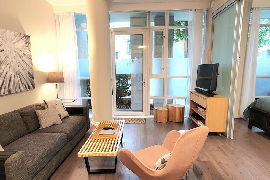 186 ATHLETES WAY, Vancouver BC V5Y 0B7 Vancouver, BC - 2