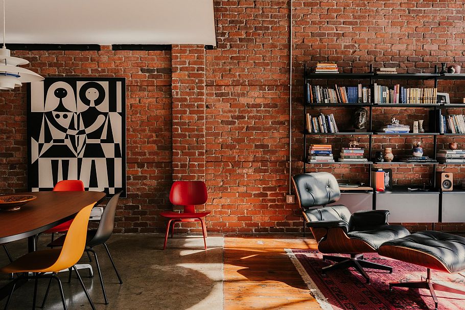 87 E Cordova Street Vancouver, BC - 1