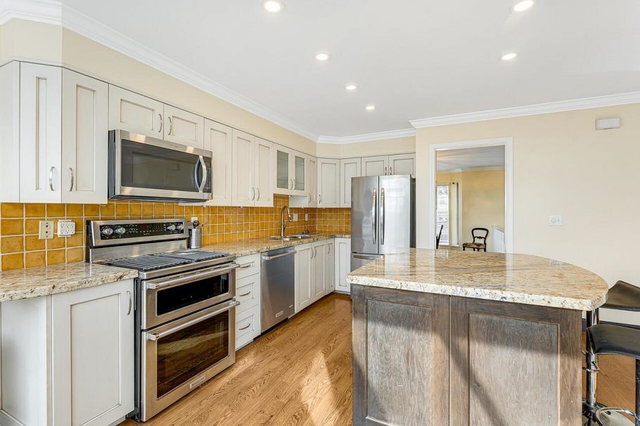 2387 Quayside Court Vancouver, BC - 8