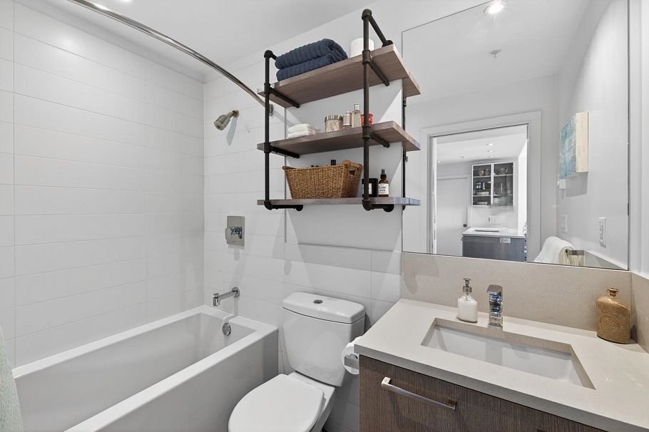 PH9 983 E Hastings Street Vancouver, BC - 16