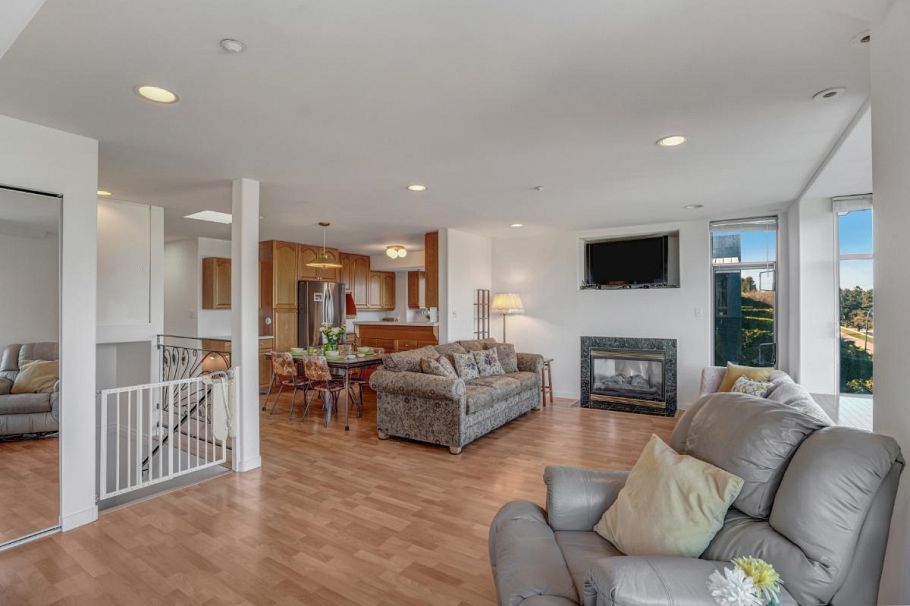 2856 W King Edward Avenue Vancouver, BC - 11