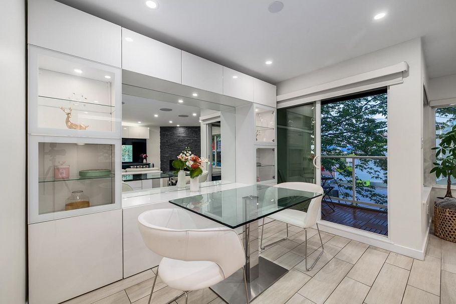 2391 Oak Street Vancouver, BC - 8