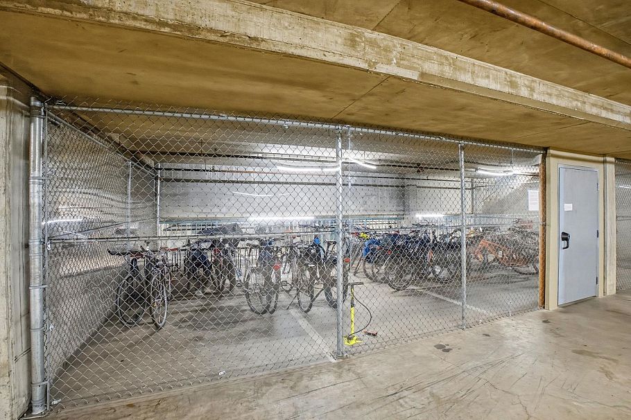 2201 120 W 2nd Street North Vancouver, BC - 21