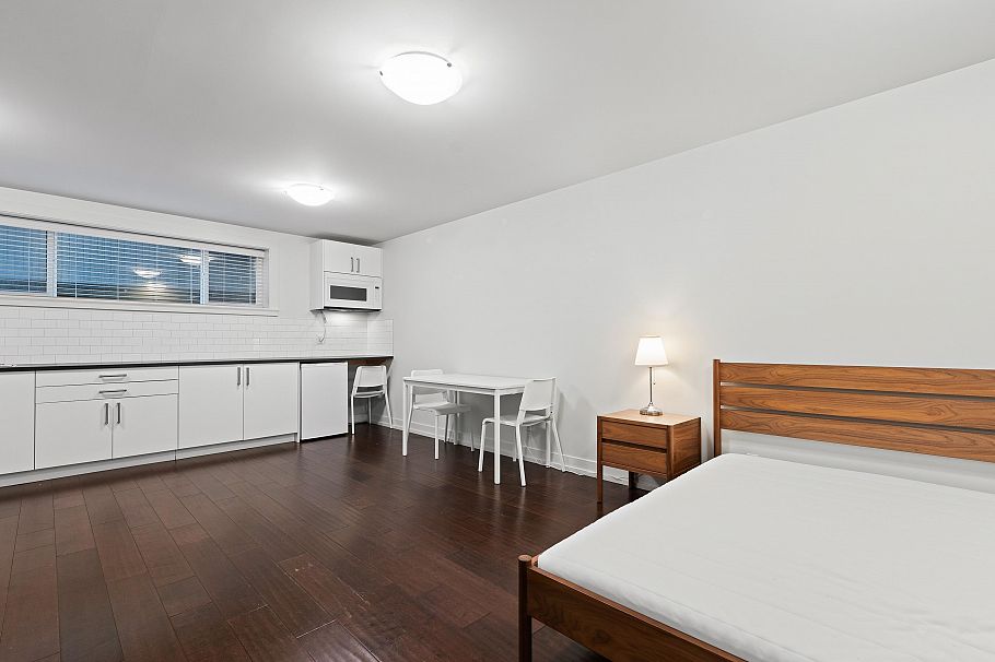 3360 Baird Road North Vancouver, BC - 31