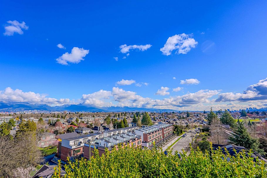 208 4408 Cambie Street Vancouver, BC - 35