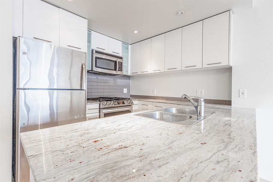 1202 3111 Corvette Way Richmond, BC - 4