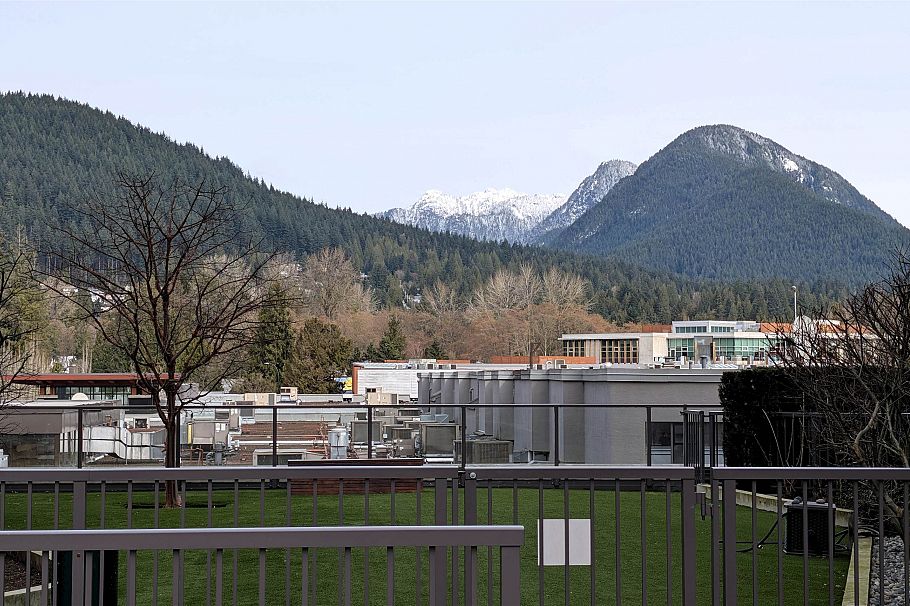 802 1210 E 27th Street North Vancouver, BC - 23