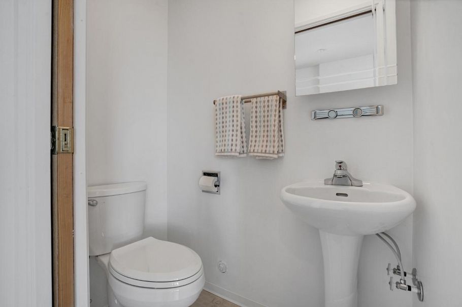 2856 W King Edward Avenue Vancouver, BC - 15