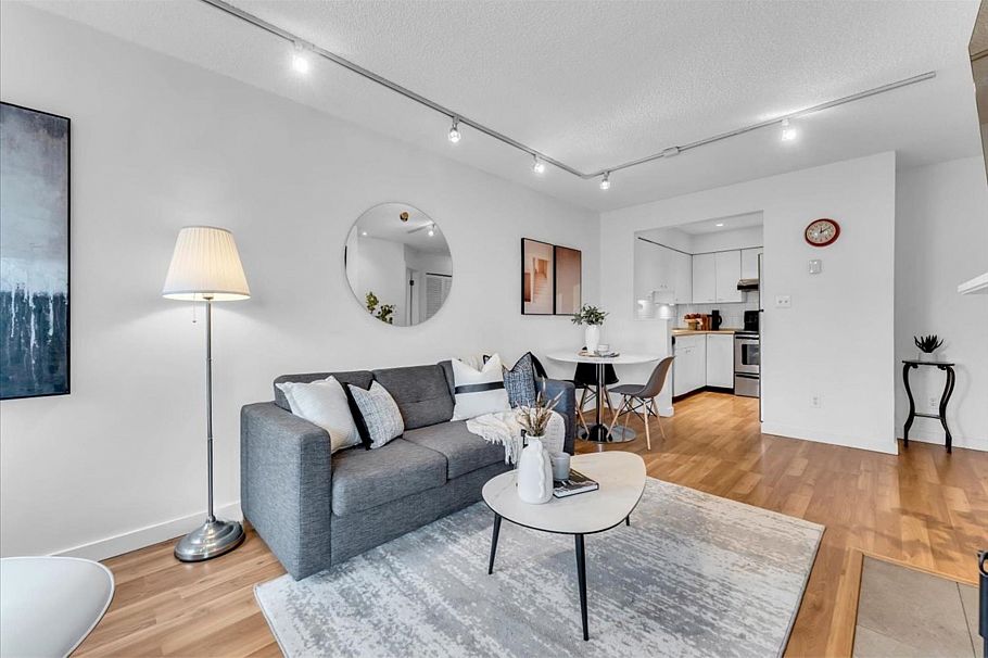 407 1476 W 10th Avenue Vancouver, BC - 9