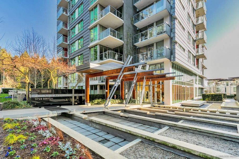 1503 5728 Berton Avenue Vancouver, BC - 2