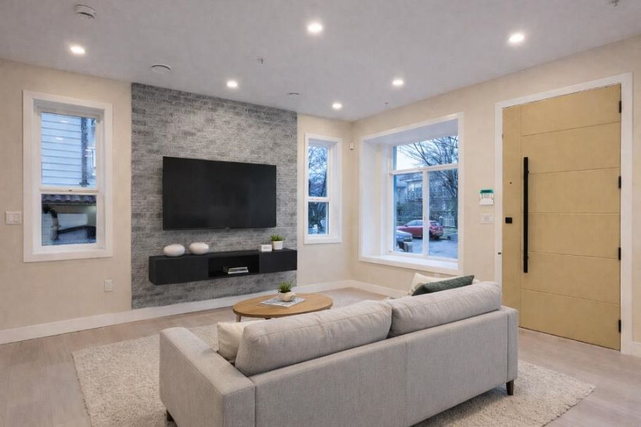 3431 E 23rd Avenue Vancouver, BC - 3